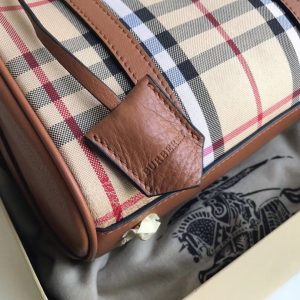 Burberry Handbag - Image 8