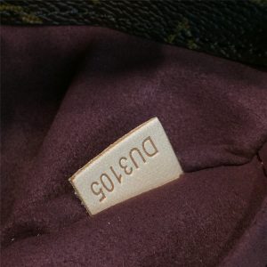 LOUIS VUITTON MONTAIGNE - Image 9