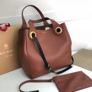 Burberry Handbag - Image 10