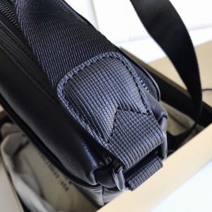 Burberry Briefcase - Image 7