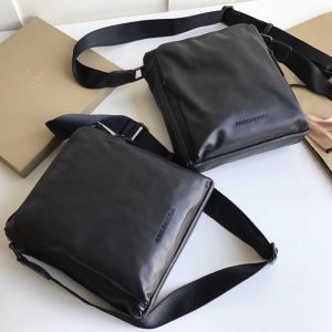 Burberry Briefcase - Image 3