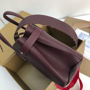 Burberry Banner - Image 8