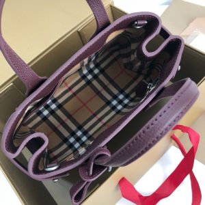 Burberry Banner - Image 5