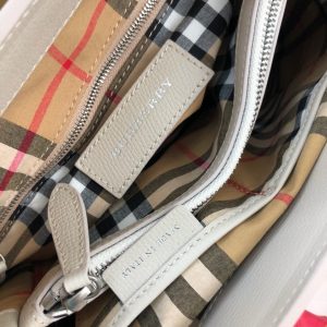 Burberry Banner - Image 3