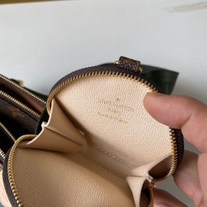 Louis Vuitton Forever - Image 3