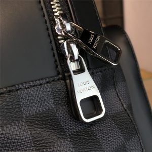 LOUIS VUITTON JOSH - Image 7