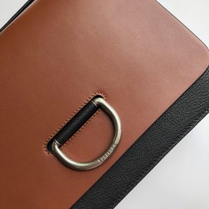Burberry D-ring Bag - Image 8