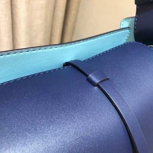 Burberry Bucket bag - Image 3