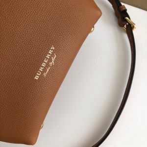Burberry Banner - Image 7