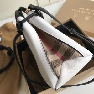 Burberry Banner - Image 6