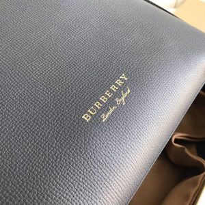 Burberry Banner - Image 8