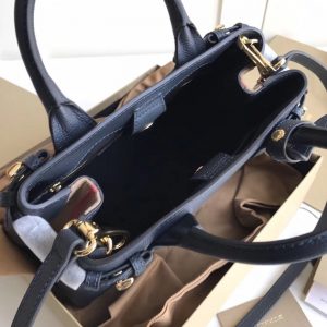 Burberry Banner - Image 6