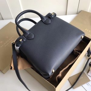 Burberry Banner - Image 3