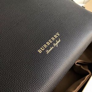 Burberry Banner - Image 8