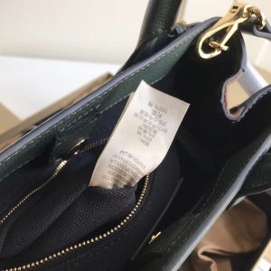 Burberry Banner - Image 3