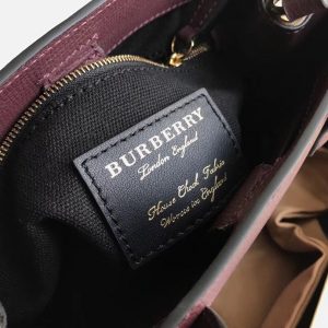 Burberry Banner - Image 6