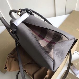 Burberry Banner - Image 7