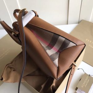 Burberry Banner - Image 7