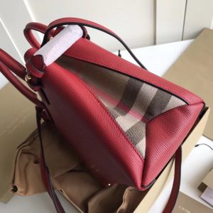 Burberry Banner - Image 7