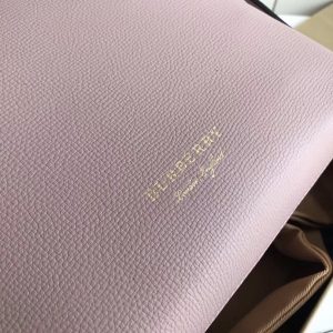 Burberry Banner - Image 8