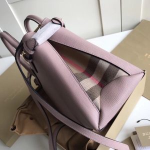 Burberry Banner - Image 7