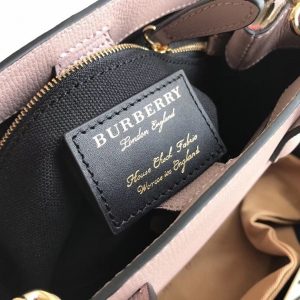 Burberry Banner - Image 5