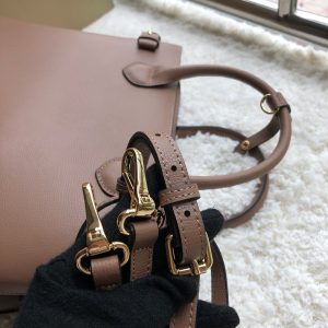 Burberry Banner - Image 4