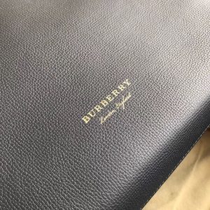 Burberry Banner - Image 8