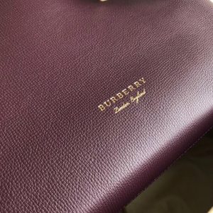 Burberry Banner - Image 9