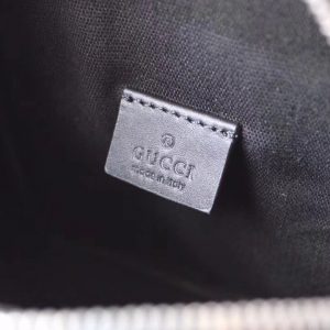GUCCI GG Supreme BAG - Image 3