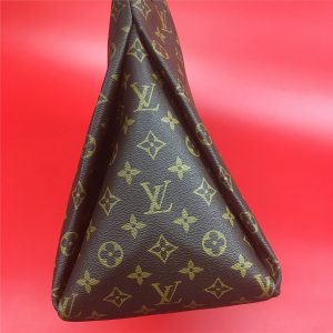 LOUIS VUITTON ARTSY BAG - Image 7