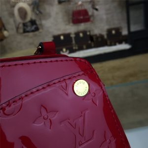 LOUIS VUITTON BREA MM - Image 7