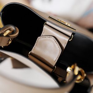 PRADA PANIER - Image 7