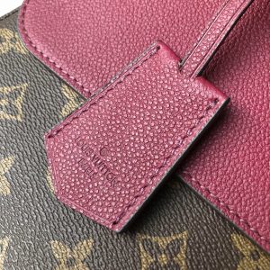 LOUIS VUITTON Handbag - Image 5