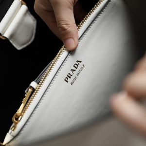 Prada Saffiano - Image 4