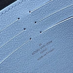 Louis Vuitton TOILETRY POUCH 26 - Image 6