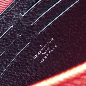 Louis Vuitton TOILETRY POUCH 26 - Image 5