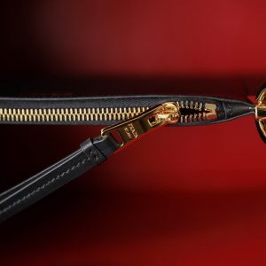 Prada Saffiano - Image 5