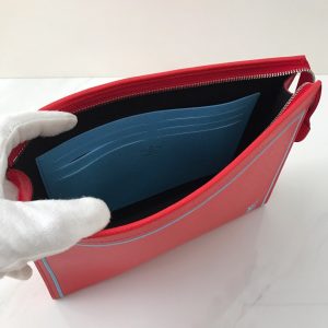 Louis Vuitton TOILETRY POUCH 26 - Image 4