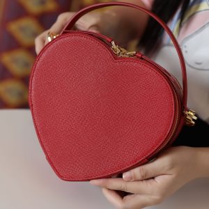 prada saffiano - Image 8