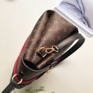 LOUIS VUITTON MESSENGER - Image 7