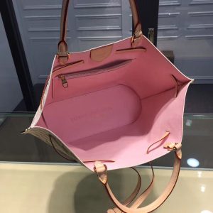 Louis Vuitton Girolata - Image 9