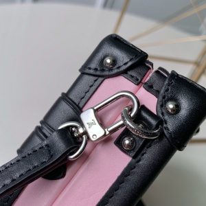 Louis Vuitton PETITE MALLE - Image 5