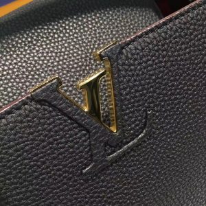 LOUIS VUITTON CAPUCINES - Image 5
