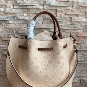 Louis Vuitton Girolata - Image 9