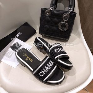 CHANEL MULES BLACK G40118 - Image 8