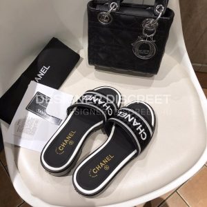 CHANEL MULES BLACK G40118 - Image 9