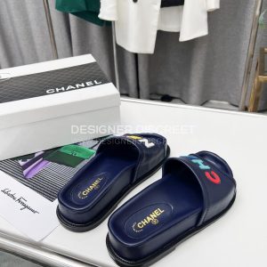 CHANEL MULES BLUE G38933 - Image 3