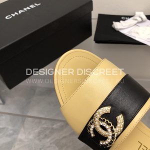 CHANEL MULES YELLOW G39954 - Image 4
